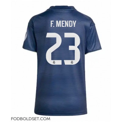 Real Madrid Ferland Mendy #23 Udebanetrøje Dame 2025-26 Kortærmet Real Madrid Ferland Mendy #23 Udebanetrøje Dame 2025-26 Kortærmet